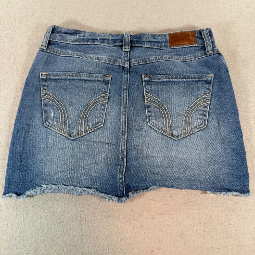 Hollister High‎ Rise Distressed Denim Mini Skirt Blue Size 5 W27